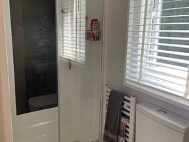 Wild Duck Holiday Park - Holiday Accommodation 22146 - Norfolk - 1188495 - thumbnail photo 10