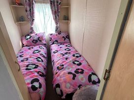 Golden Gate Holiday Centre - Holiday Accommodation 22148 - North Wales - 1188497 - thumbnail photo 3