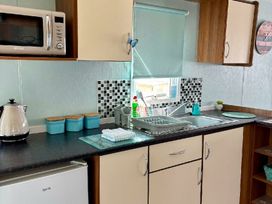 Valley Farm Holiday Park - Holiday Accommodation 22153 - Suffolk & Essex - 1188501 - thumbnail photo 1