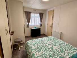Valley Farm Holiday Park - Holiday Accommodation 22153 - Suffolk & Essex - 1188501 - thumbnail photo 10