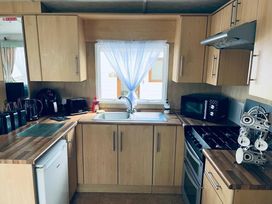 Marine Holiday Park - Holiday Accommodation 22154 - North Wales - 1188502 - thumbnail photo 4