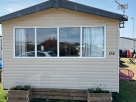 Harlyn Sands - Holiday Accommodation 22155 - Cornwall - 1188503 - thumbnail photo 1
