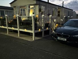 Happy Days Caravan Park - Holiday Accommodation 22157 - North Wales - 1188505 - thumbnail photo 1