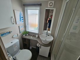 Freshwater Beach Holiday Park - Holiday Accommodation 22163 - Dorset - 1188509 - thumbnail photo 9