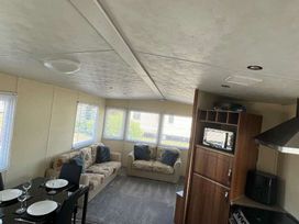 Skipsea Sands Holiday Park - Holiday Accommodation 22167 - North Yorkshire (incl. Whitby) - 1188513 - thumbnail photo 4