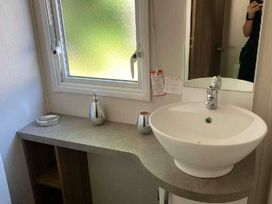 Weeley Bridge Holiday Park - Holiday Accommodation 22171 - Suffolk & Essex - 1188517 - thumbnail photo 12
