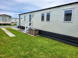 Lido Beach Holiday Park - Holiday Accommodation 22178 - North Wales - 1188523 - thumbnail photo 1