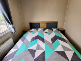 Lido Beach Holiday Park - Holiday Accommodation 22178 - North Wales - 1188523 - thumbnail photo 13