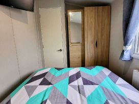 Lido Beach Holiday Park - Holiday Accommodation 22178 - North Wales - 1188523 - thumbnail photo 14