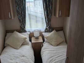 Ty Gwyn Caravan Park - Holiday Accommodation 22189 - North Wales - 1188532 - thumbnail photo 5