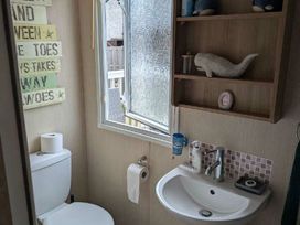 Ty Gwyn Caravan Park - Holiday Accommodation 22189 - North Wales - 1188532 - thumbnail photo 7