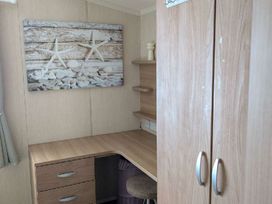 Ty Gwyn Caravan Park - Holiday Accommodation 22189 - North Wales - 1188532 - thumbnail photo 12