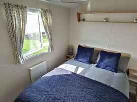 Golden Sands Kinmel Bay - Holiday Accommodation 22191 - North Wales - 1188534 - thumbnail photo 5