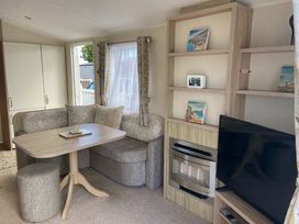 Waterside Leisure Park - Holiday Accommodation 22192 - Lincolnshire - 1188535 - thumbnail photo 5