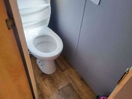 Kingfisher Caravan Park - Holiday Accommodation 22193 - Lincolnshire - 1188536 - thumbnail photo 13