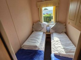 Kingfisher Caravan Park - Holiday Accommodation 22193 - Lincolnshire - 1188536 - thumbnail photo 16