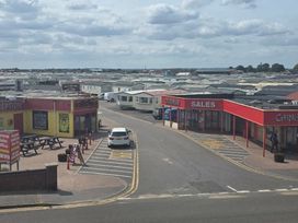 Coastfield Holiday Village - Holiday Accommodation 22201 - Lincolnshire - 1188542 - thumbnail photo 11
