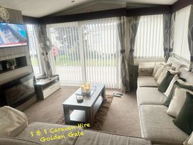 Golden Gate Holiday Centre - Holiday Accommodation 22205 - North Wales - 1188546 - thumbnail photo 5