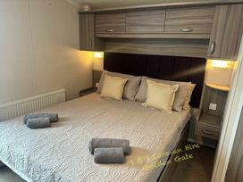 Golden Gate Holiday Centre - Holiday Accommodation 22205 - North Wales - 1188546 - thumbnail photo 8