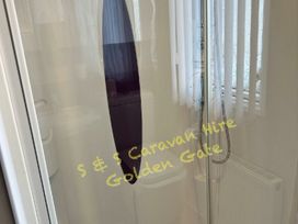 Golden Gate Holiday Centre - Holiday Accommodation 22205 - North Wales - 1188546 - thumbnail photo 13