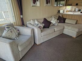 Clarach Bay Holiday Village - Holiday Accommodation 22211 - Mid Wales - 1188551 - thumbnail photo 3
