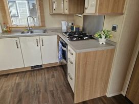 Clarach Bay Holiday Village - Holiday Accommodation 22211 - Mid Wales - 1188551 - thumbnail photo 5