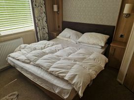 Clarach Bay Holiday Village - Holiday Accommodation 22211 - Mid Wales - 1188551 - thumbnail photo 12