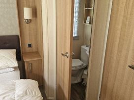 Clarach Bay Holiday Village - Holiday Accommodation 22211 - Mid Wales - 1188551 - thumbnail photo 13