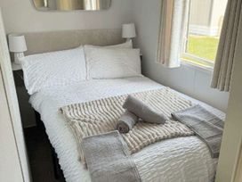 Shorefield Country Park - Holiday Accommodation 22214 - Dorset - 1188553 - thumbnail photo 4