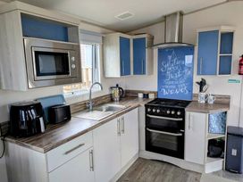 Ladram Bay Holiday Park - Holiday Accommodation 22219 - Devon - 1188558 - thumbnail photo 5