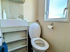 Ladram Bay Holiday Park - Holiday Accommodation 22219 - Devon - 1188558 - thumbnail photo 9