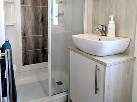Ladram Bay Holiday Park - Holiday Accommodation 22219 - Devon - 1188558 - thumbnail photo 12