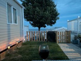 Ladram Bay Holiday Park - Holiday Accommodation 22219 - Devon - 1188558 - thumbnail photo 19