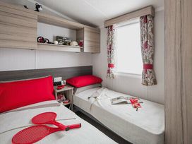 St Andrews Holiday Park - Holiday Accommodation 2222 - Scottish Lowlands - 1188559 - thumbnail photo 6