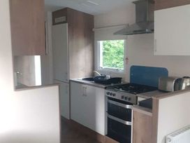 Newhaven Holiday Park - Holiday Accommodation 22222 - Peak District & Derbyshire - 1188562 - thumbnail photo 5