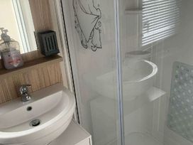 Highfield Grange - Holiday Accommodation 22227 - Suffolk & Essex - 1188567 - thumbnail photo 9