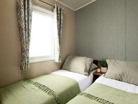 Kiln Park Holiday Park - Holiday Accommodation 22236 - South Wales - 1188573 - thumbnail photo 3