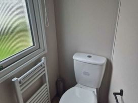 Kiln Park Holiday Park - Holiday Accommodation 22236 - South Wales - 1188573 - thumbnail photo 10