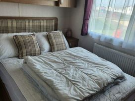Kingfisher Caravan Park - Holiday Accommodation 22241 - Lincolnshire - 1188577 - thumbnail photo 11