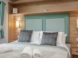 Kelling Heath Holiday Park - Holiday Accommodation 22244 - Norfolk - 1188580 - thumbnail photo 5