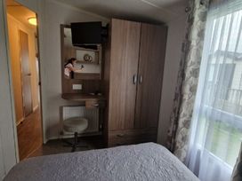 Clarach Bay Holiday Village - Holiday Accommodation 22248 - Mid Wales - 1188584 - thumbnail photo 9