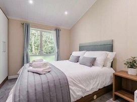 Kelling Heath Holiday Park - Holiday Accommodation 22249 - Norfolk - 1188585 - thumbnail photo 8