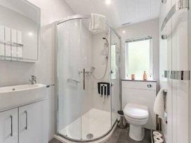 Kelling Heath Holiday Park - Holiday Accommodation 22249 - Norfolk - 1188585 - thumbnail photo 10