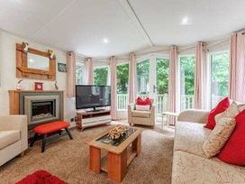 Kelling Heath Holiday Park - Holiday Accommodation 22250 - Norfolk - 1188586 - thumbnail photo 3