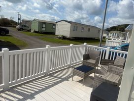 Pendine Sands - Holiday Accommodation 22265 - South Wales - 1188596 - thumbnail photo 2