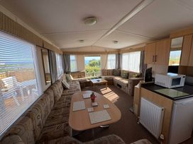 Newlands (private land) - Holiday Accommodation 22269 - North Yorkshire (incl. Whitby) - 1188599 - thumbnail photo 3