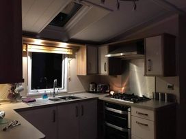 Quay West Holiday Park - Holiday Accommodation 22270 - Mid Wales - 1188600 - thumbnail photo 3