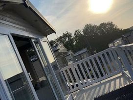 Quay West Holiday Park - Holiday Accommodation 22270 - Mid Wales - 1188600 - thumbnail photo 7