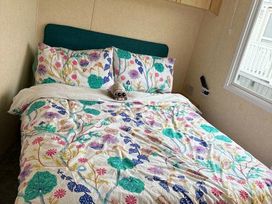 The Village Holiday Park - Holiday Accommodation 22271 - Mid Wales - 1188601 - thumbnail photo 4