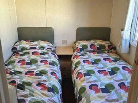 The Village Holiday Park - Holiday Accommodation 22271 - Mid Wales - 1188601 - thumbnail photo 7